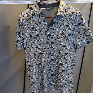 Express Men’s Taupe Floral Polo with Black & White Print